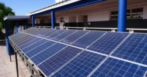 Una escuela de Godoy Cruz es la primera en tener patio solar y autoabastecerse de electricidad