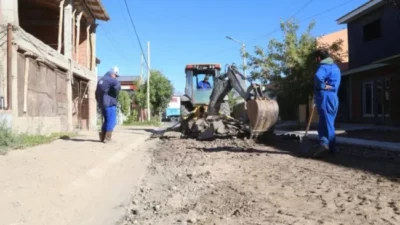 La Municipalidad de Neuquén avanza con 50 nuevas cuadras de asfalto en Confluencia