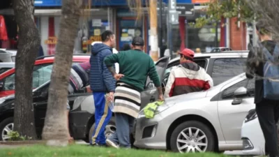 Santa Fe: el municipio pide derogar la norma de los cuidacoches, y define el estacionamiento social