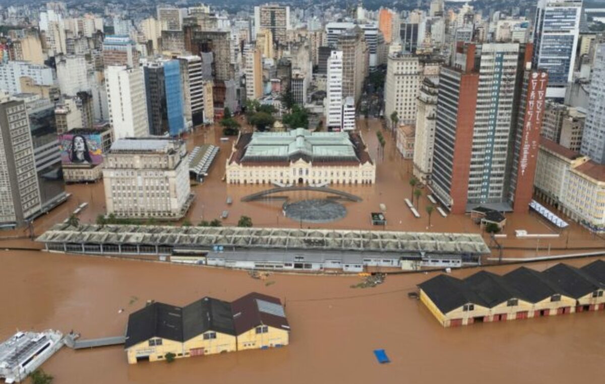 Brasil: el gobierno de Río Grande do Sul analiza crear cuatro «ciudades provisorias» por las inundaciones