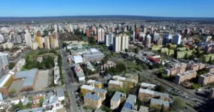 Detectan decenas de edificios y miles de lotes de barrios privados con deudas millonarias en Neuquén