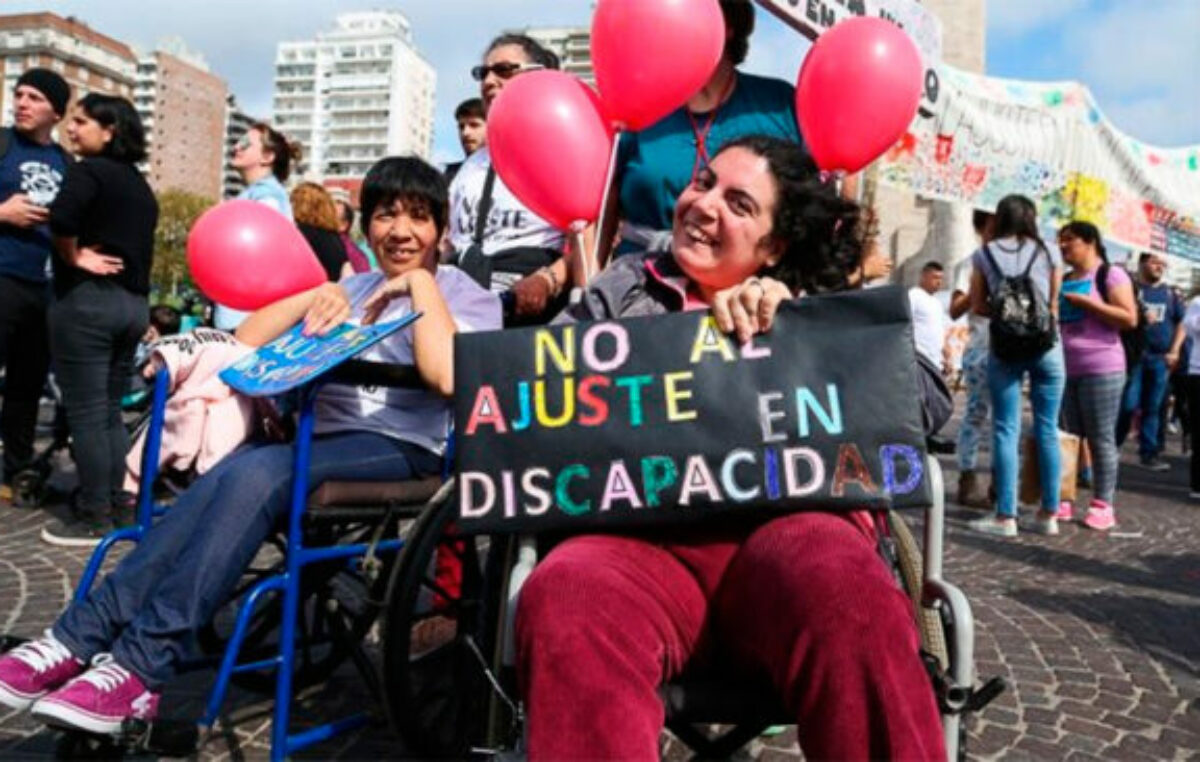 Preocupación nacional por aumentos y desregulaciones para la salud de discapacitados