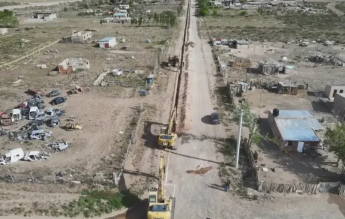 Los intendentes neuquinos «tarjetean» la obra pública a Rolando Figueroa