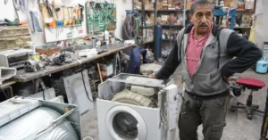 Los neuquinos caen en las reparaciones por la crisis: ¿Cuánto cuesta arreglar un electrodoméstico?