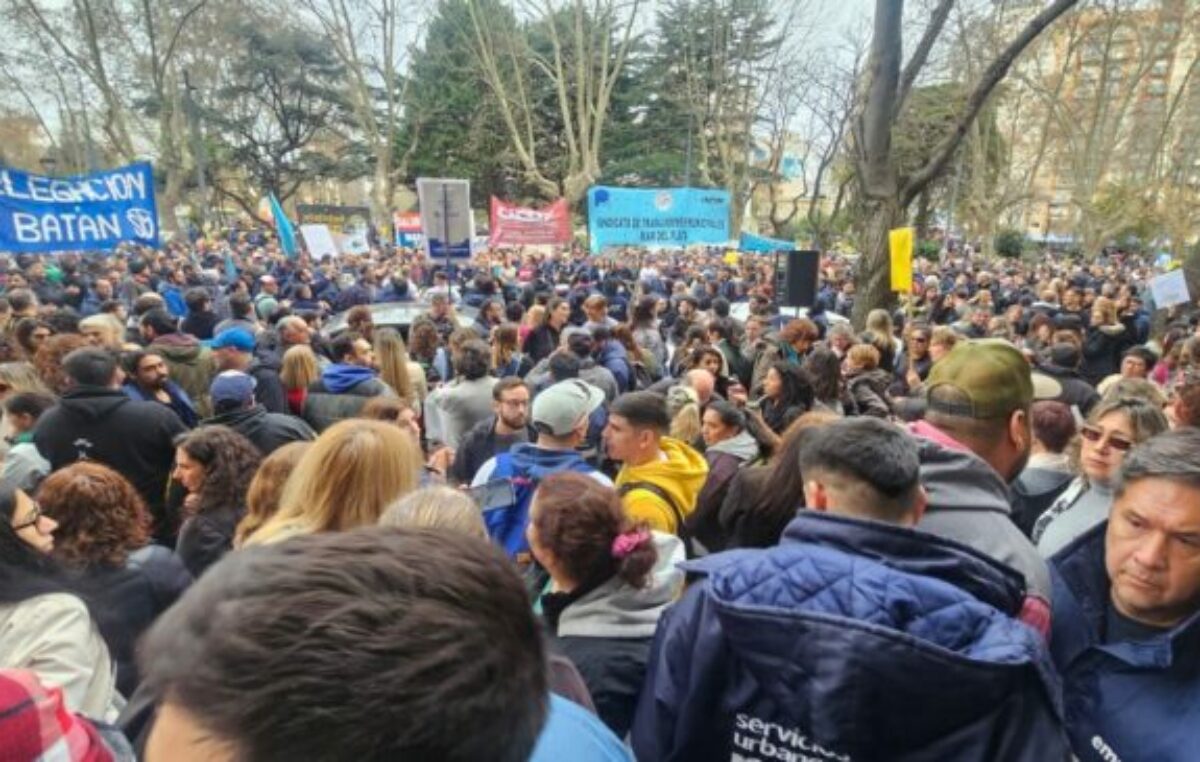 Mar del Plata: Reclamo de paritarias y recomposición salarial