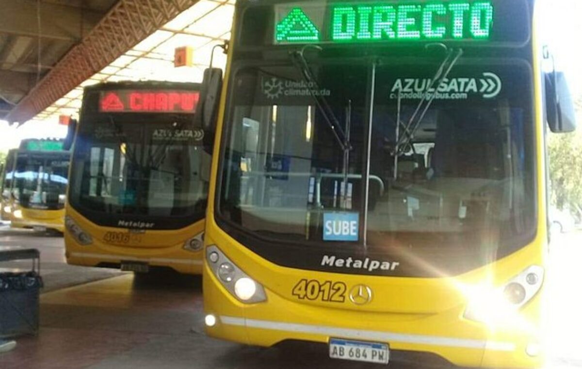 Desde este jueves, viajar de una localidad a otra de Santa Fe en colectivo sale 35% más caro