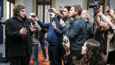 Gabinete en crisis: elogios desmedidos, ministros apuntados y cuentas pendientes