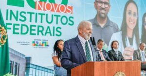 Lula defiende la educación y lanza programa Más Ciencia en la Escuela