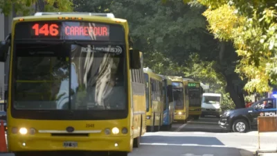 El sistema de colectivos suma otro problema: Rosario Bus inició un procedimiento preventivo de crisis