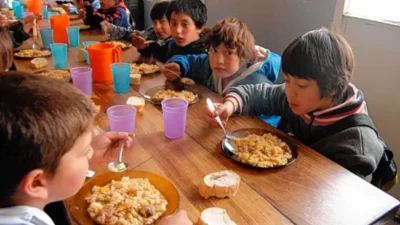 Asciutto: «A las escuelas de Trelew van chicos sin comer, la gente tiene hambre»