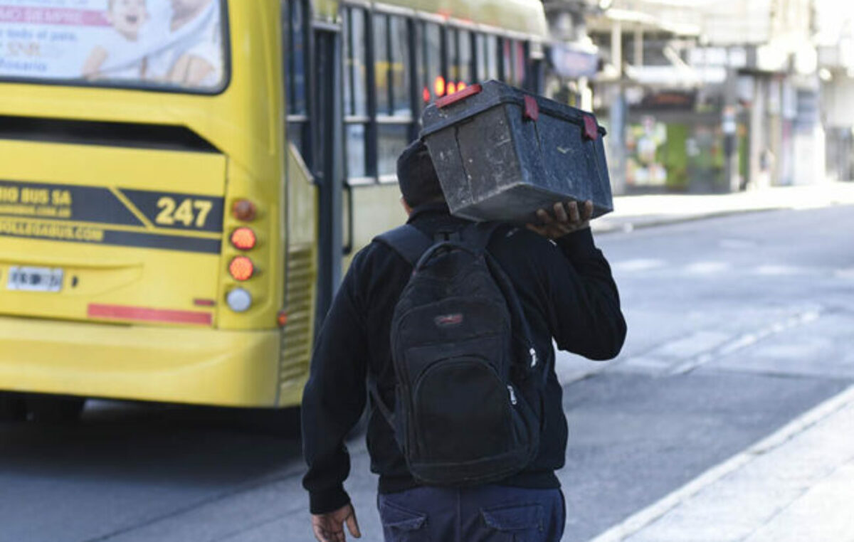 Menos desempleo, pero a qué costo: qué muestran los últimos datos del mercado laboral en Gran Rosario