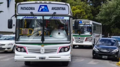 Comodoro Rivadavia: Cada vez más pasajeros se bajan por no poder pagar el transporte