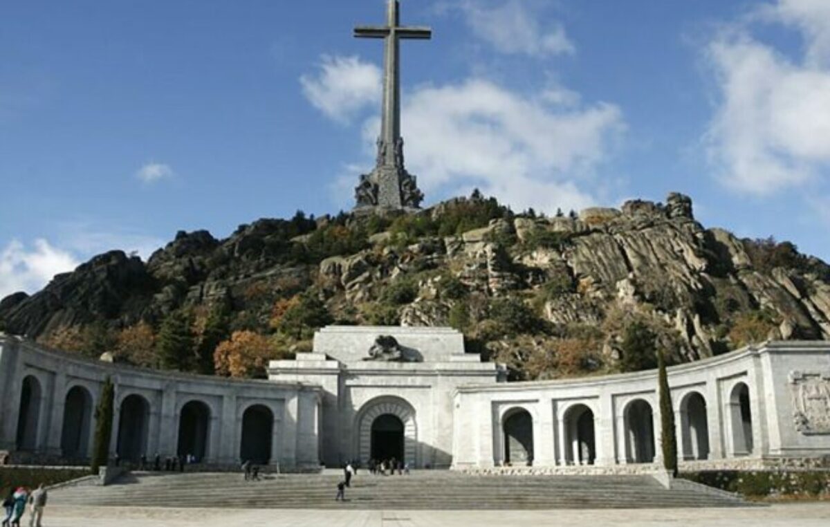 España: El gobierno de Sánchez busca convertir el Valle de los Caídos en un sitio de memoria