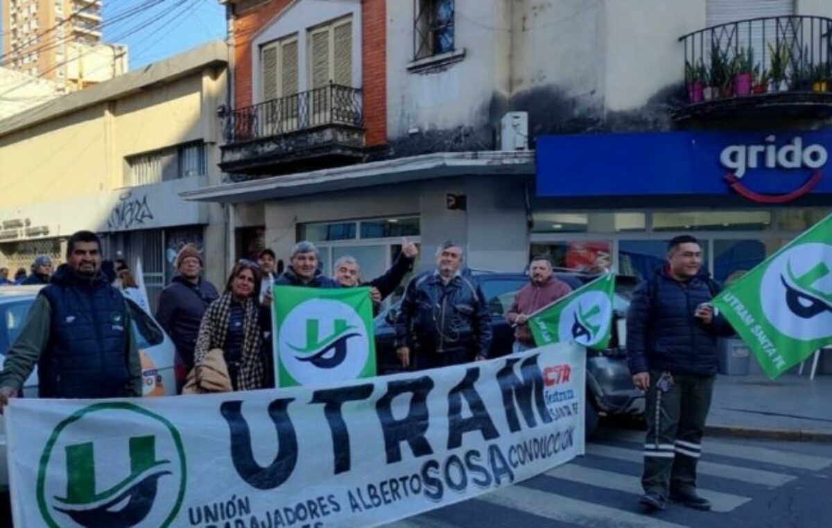 Santa Fe: municipales de UTRAM se manifiestan en varios organismos de la capital provincial