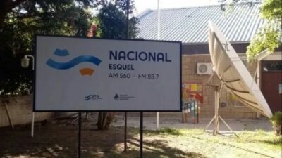 Esquel: Las emisoras de Radio Nacional dejaron de tener programas locales en horarios centrales