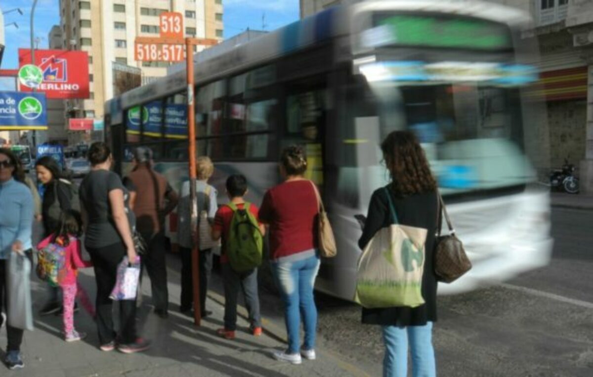 Transporte: más de la mitad de los pasajeros de Rosario viaja con tarifa subsidiada