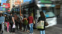 Transporte: más de la mitad de los pasajeros de Rosario viaja con tarifa subsidiada