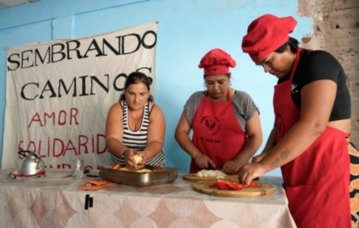 El gobierno de Santa Fe reforzó la ayuda alimentaria ante la creciente demanda