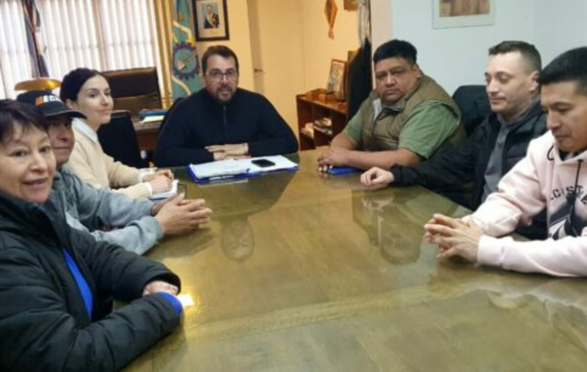 El Municipio de Esquel ofreció el mismo aumento, pero en dos pagos