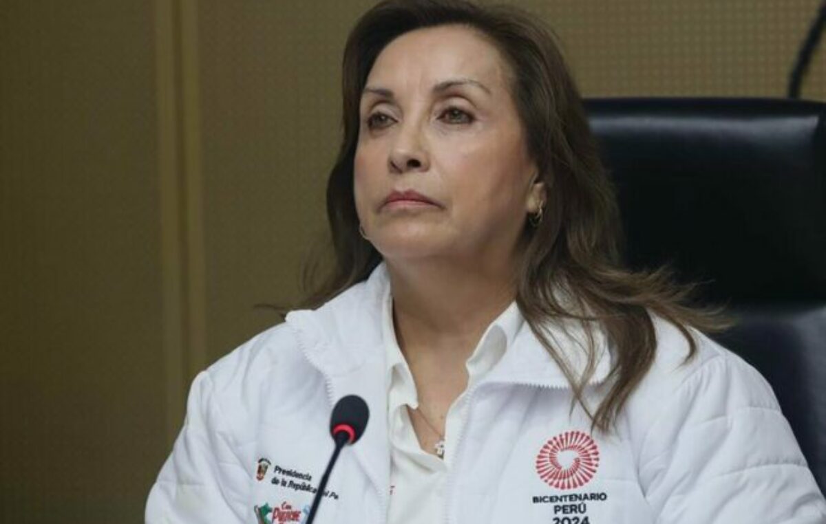 Perú: Dina Boluarte enfrenta una nueva denuncia ante La Haya