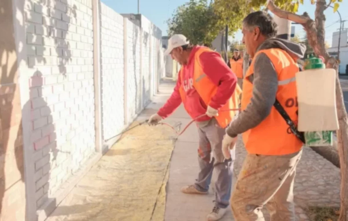 Oncativo: Empleados municipales “devuelven” horas no trabajadas realizando acciones de impacto social