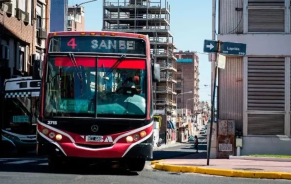 Colectivos en Paraná: analizan otorgar los subsidios a los usuarios y no a las empresas