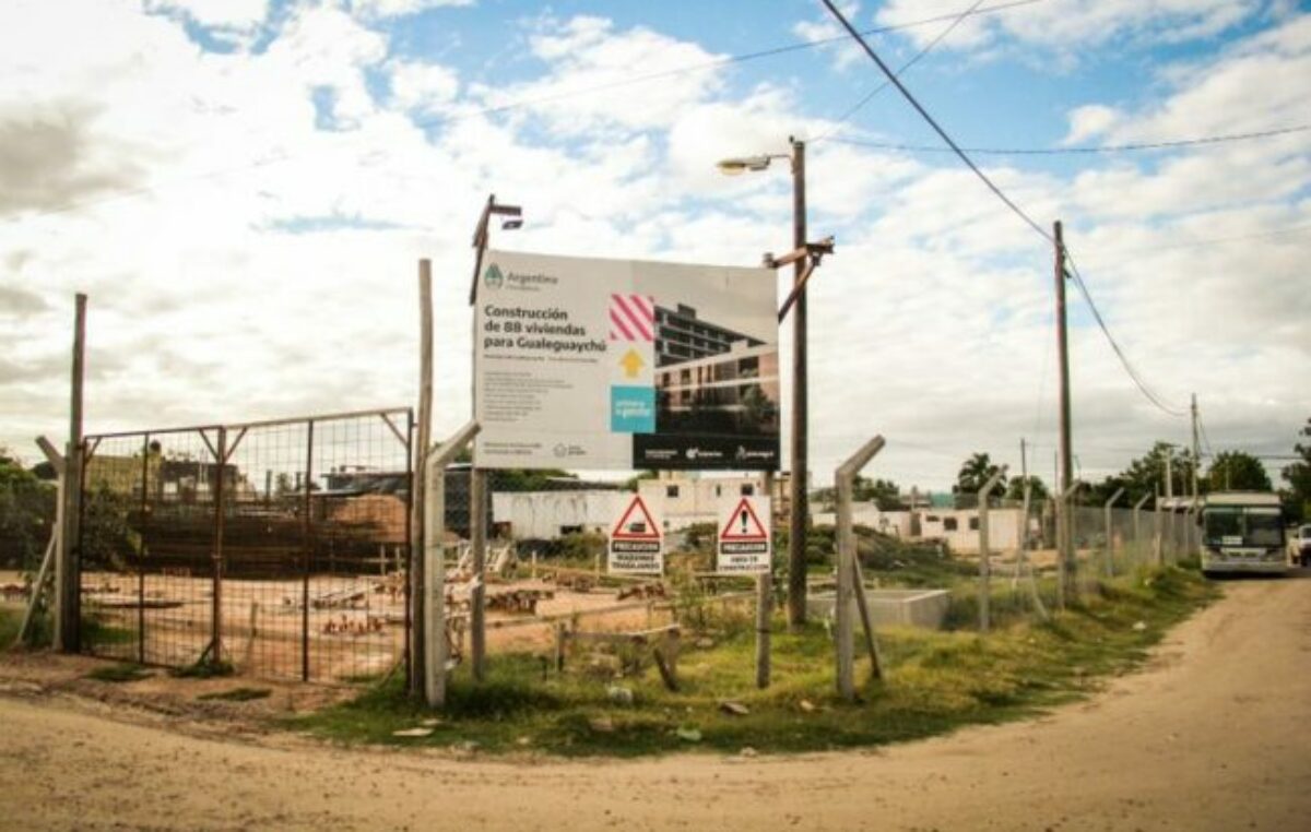 Caída de la obra pública en Entre Ríos: “Hay ingenieros que están trabajando en una despensa”.