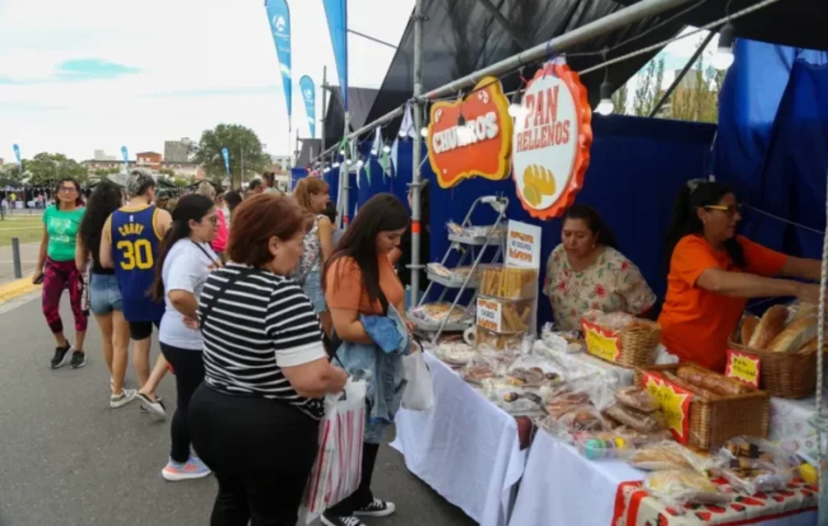 Neuquén: Festival Confluencia de Sabores en el Parque Jaime de Nevares