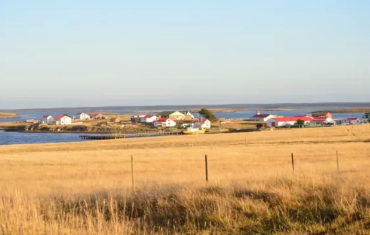 Vuelos a las Islas Malvinas: denuncian «negociaciones secretas» y «de espaldas» al reclamo argentino