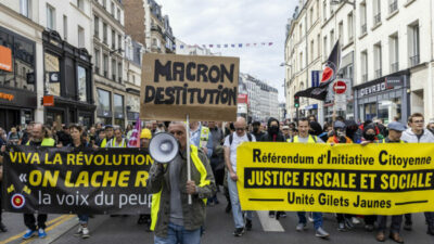 Francia: Macron nombra gabinete en medio de protestas