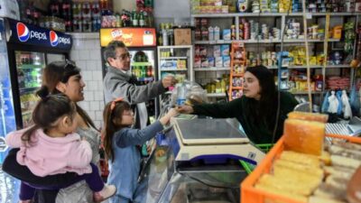 Córdoba: Advierten sobre despidos y posibles cierres de comercios de proximidad