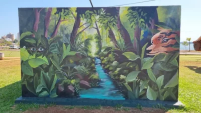 La Costanera de Posadas se llena de arte con los murales de mitos y leyendas de la región