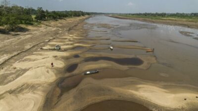 Ayuntamiento de Manaos declara situación de emergencia por sequía