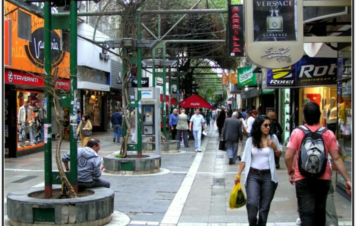 La Cámara de Comercio de Córdoba advirtió que las ventas minoristas siguen en picada