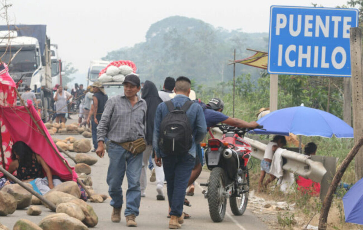 Bolivia: manifestantes iniciaron un bloqueo de rutas en apoyo a Evo Morales