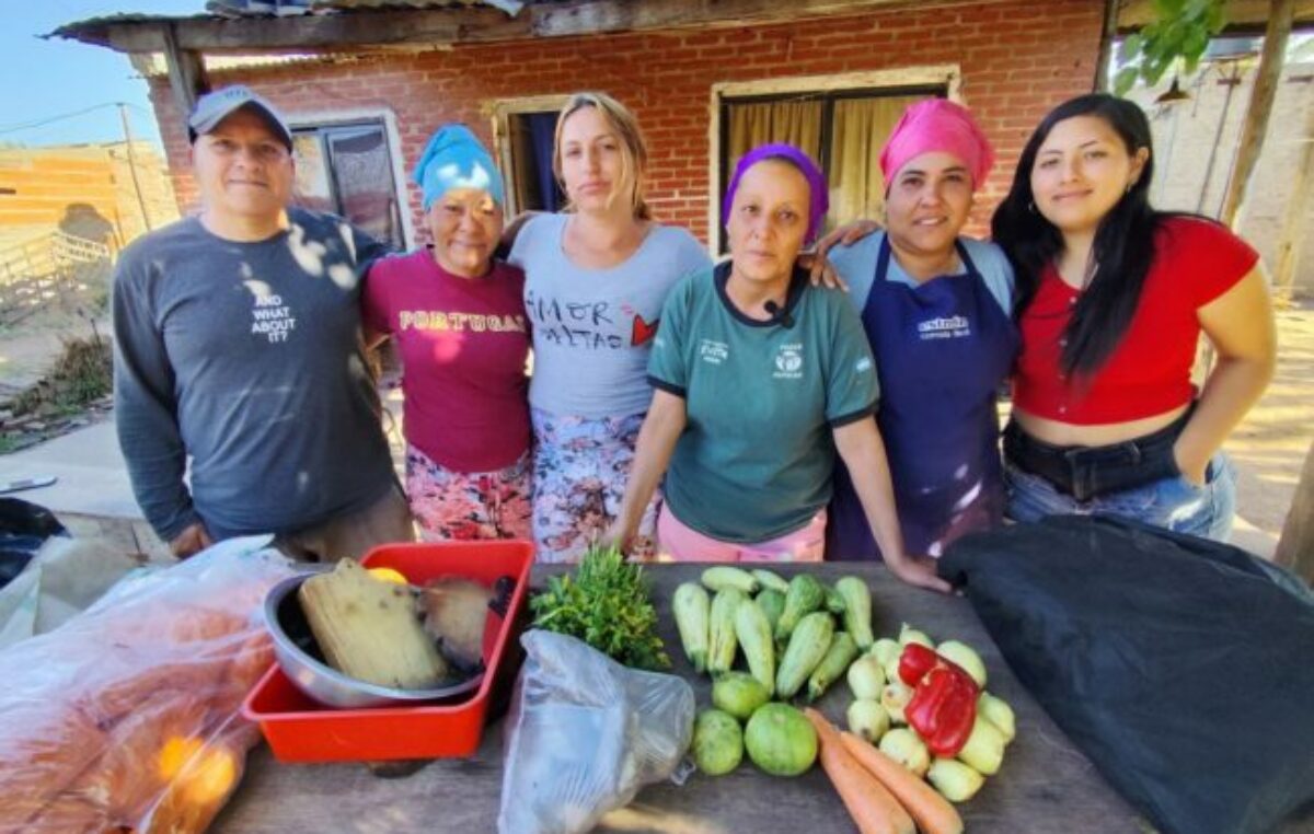 Rosario: Mujeres del comedor Poder Popular luchan contra el hambre en Puente Gallegos 