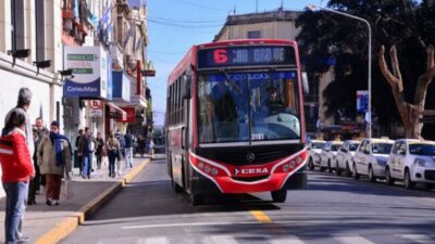 Los trabajadores públicos de Paraná no pueden pagar el colectivo”, advirtió UPCN