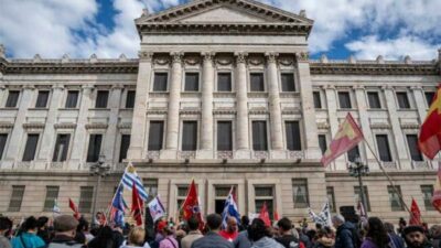 Defienden plebiscito sobre seguridad social en Uruguay