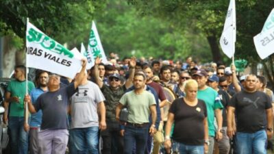 El Suoem Córdoba lleva su reclamo salarial a las calles y marcha por el centro de Córdoba