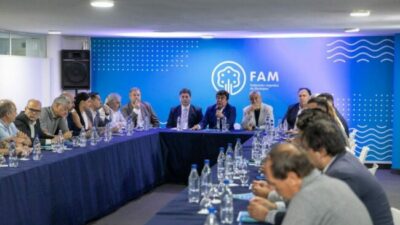 La Federación de Municipios (FAM) en contra del DNU de Milei