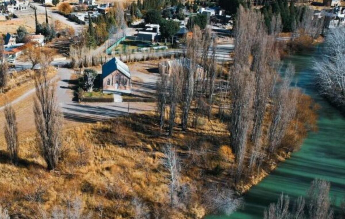 Gaiman firmó importante convenio con Madryn para fortalecer el turismo