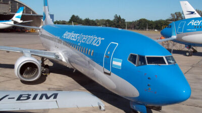 «Privatizar o quebrar a Aerolíneas Argentinas son las peores opciones»