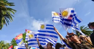 Uruguay: Claves del triunfo del Frente Amplio