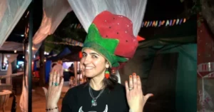 Ponele frutilla a todo: miles de santafesinos se acercaron a festejar en las calles de Coronda