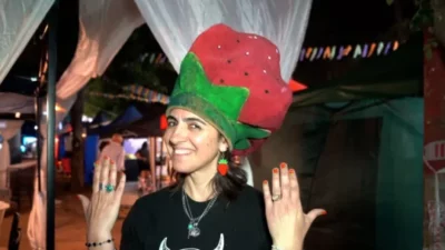 Ponele frutilla a todo: miles de santafesinos se acercaron a festejar en las calles de Coronda