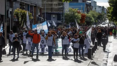 Luego de la marcha del SOYEM, el Gobierno municipal de Bariloche pidió la conciliación obligatoria