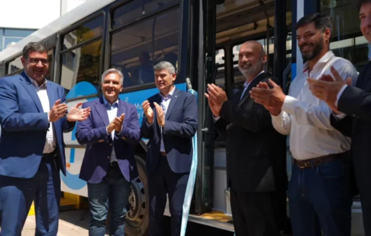 La Municipalidad de Córdoba adquirió 20 colectivos 0km a GNC, fabricados por Iveco en la planta de Ferreyra