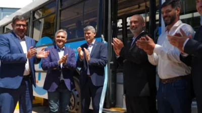 La Municipalidad de Córdoba adquirió 20 colectivos 0km a GNC, fabricados por Iveco en la planta de Ferreyra