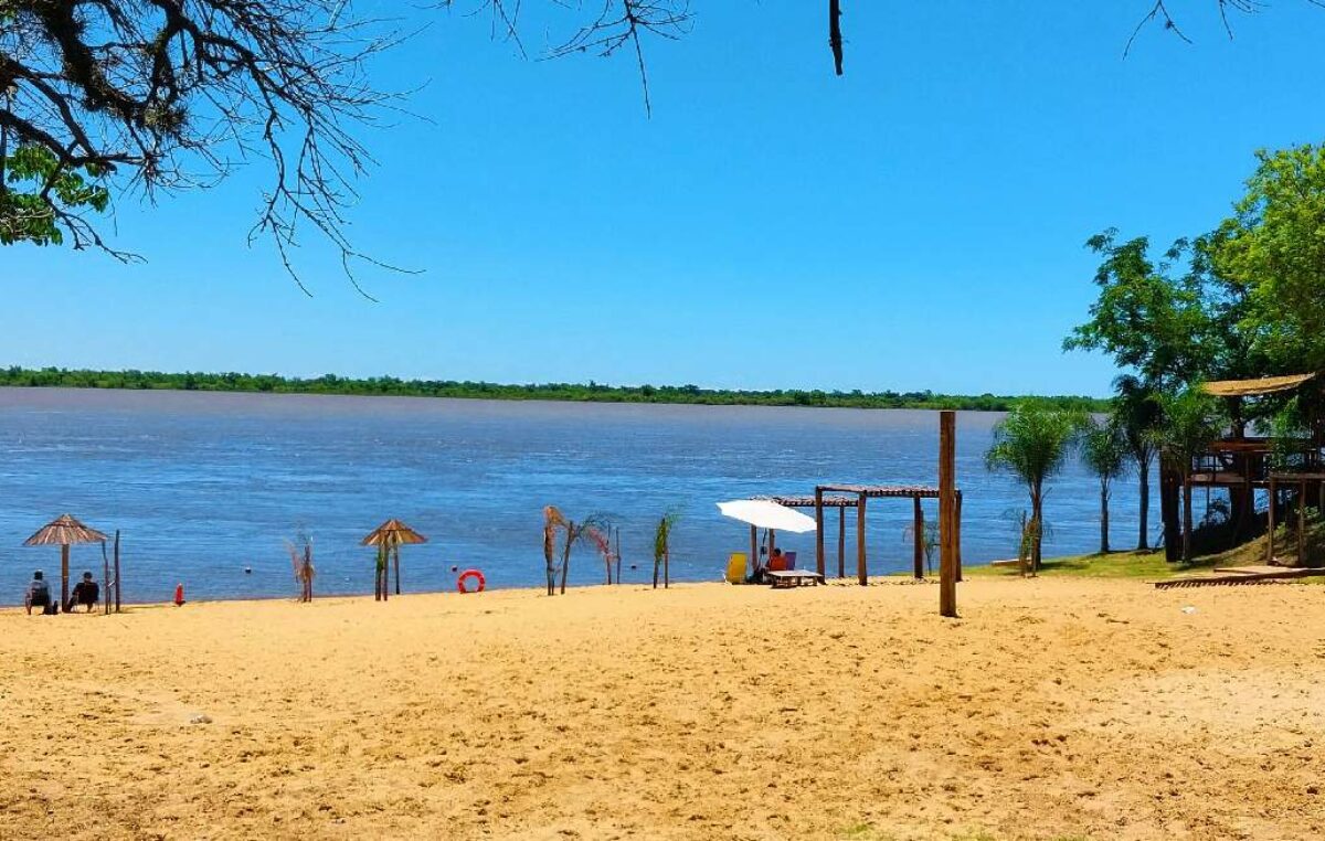 La Paz: El pueblo argentino que enamora por sus playas y aventuras