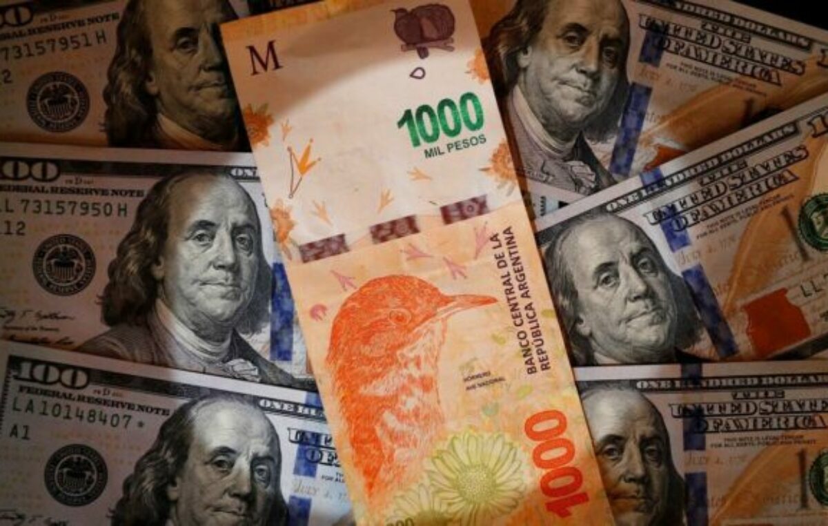 Dolarización, cepo y cierre del Banco Central, las promesas económicas que Milei todavía no pudo cumplir